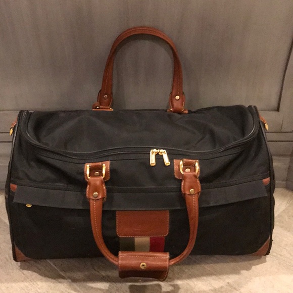 vintage lark luggage